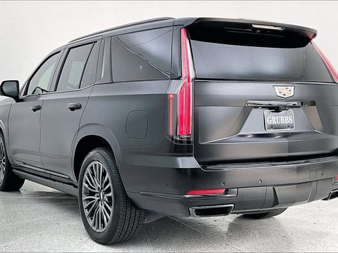 Used 2025 Cadillac Escalade Sport Platinum AWD/4WD image 15