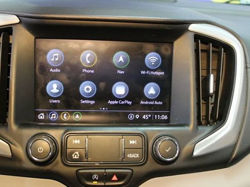 Used 2022 GMC Terrain SLT w/ Infotainment Package II AWD/4WD image 28