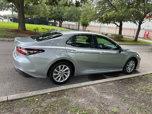 Used 2023 Toyota Camry LE FWD image 6