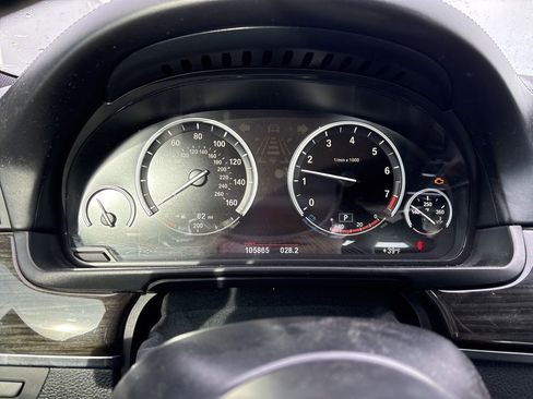 Used 2016 BMW 550i Sedan image 28