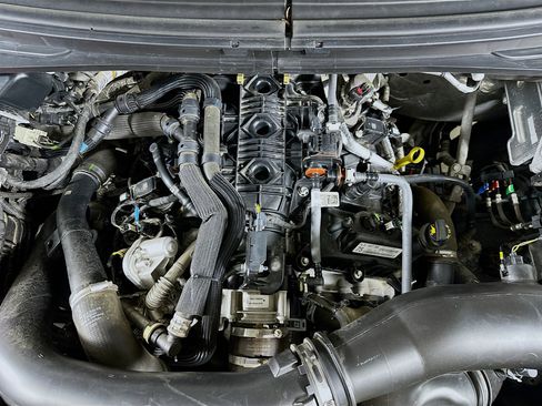 Used 2024 Ford Expedition Limited image 36