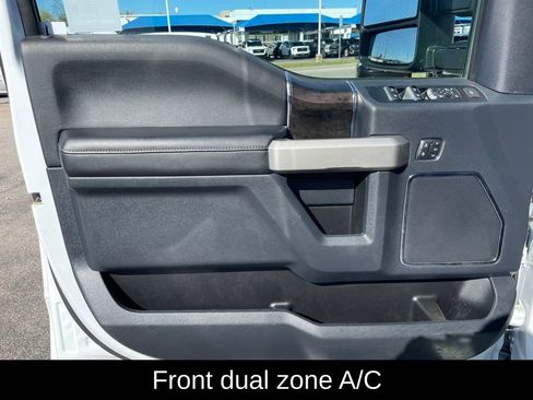 Used 2022 Ford F250 Lariat w/ Lariat Value Package image 11