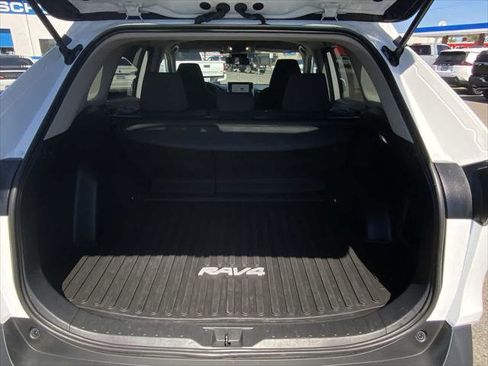 Certified 2024 Toyota RAV4 LE AWD/4WD image 22