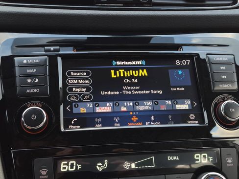 Used 2022 Nissan Rogue Sport SL image 25