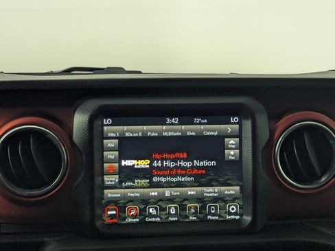 Used 2020 Jeep Wrangler Unlimited Rubicon AWD/4WD image 21