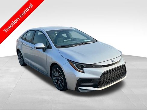 Used 2021 Toyota Corolla SE image 3