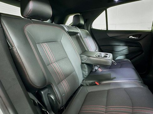 Used 2022 Chevrolet Equinox RS FWD image 29