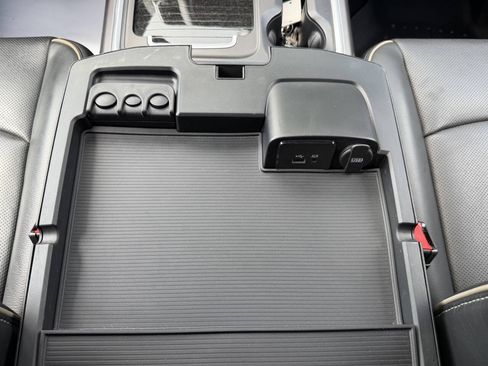 Used 2017 RAM 3500 Laramie Longhorn AWD/4WD image 30