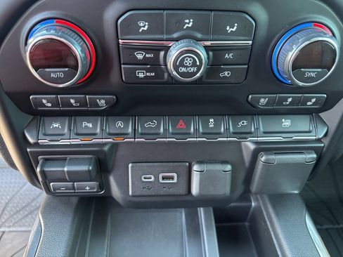 Used 2019 Chevrolet Silverado 1500 High Country w/ High Country Premium Package image 48