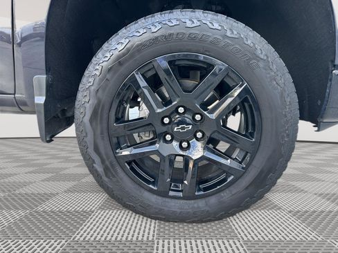 Used 2024 Chevrolet Silverado 1500 LT Trail Boss w/ Convenience Package II image 26