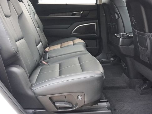 Used 2024 Kia Telluride EX AWD/4WD image 39