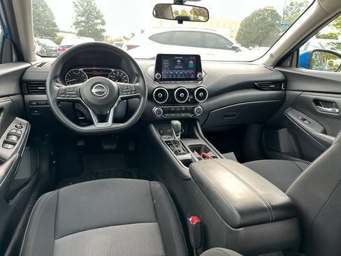 Used 2024 Nissan Sentra SV image 10