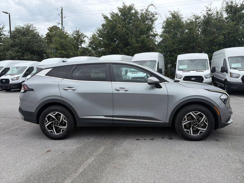 Used 2023 Kia Sportage LX FWD image 8