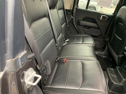 Used 2022 Jeep Wrangler Unlimited Sahara w/ LED Lighting Group image 15