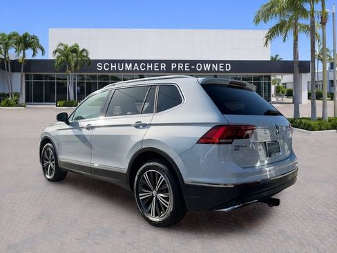 Used 2018 Volkswagen Tiguan SEL FWD image 5