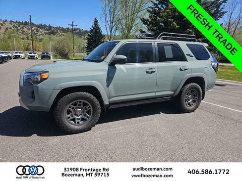 Used 2022 Toyota 4Runner TRD Off-Road AWD/4WD image 1