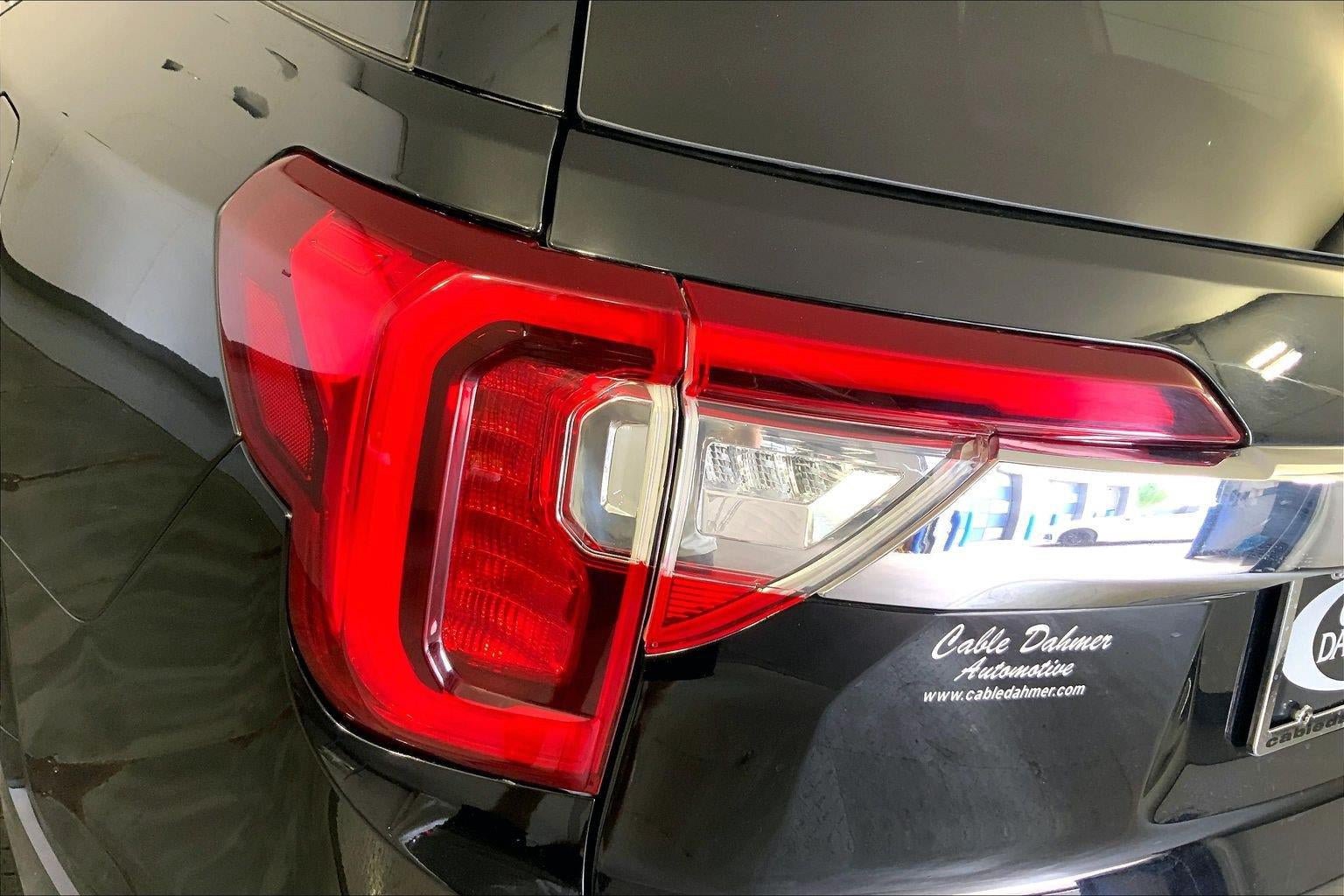 Used 2023 GMC Acadia Denali FWD image 28