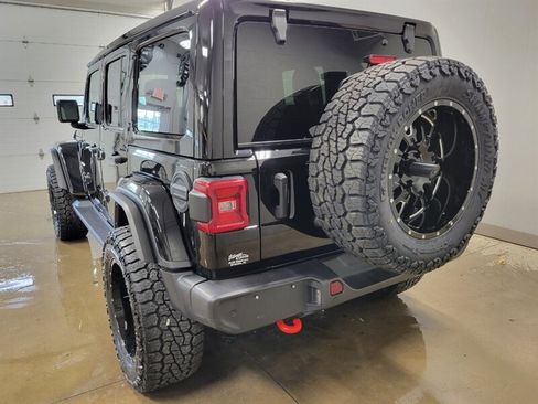 Used 2021 Jeep Wrangler Unlimited Sahara AWD/4WD image 7