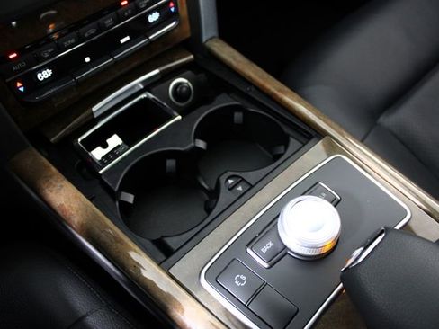 Used 2012 Mercedes-Benz E 350 4MATIC Sedan image 15