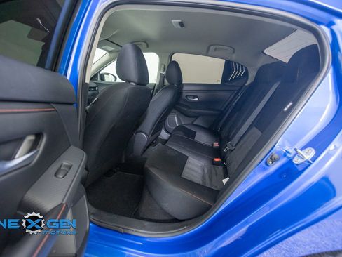Used 2024 Nissan Sentra SR FWD image 27