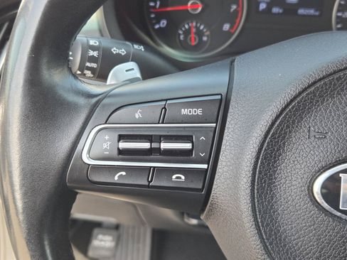 Used 2019 Kia Stinger RWD image 17