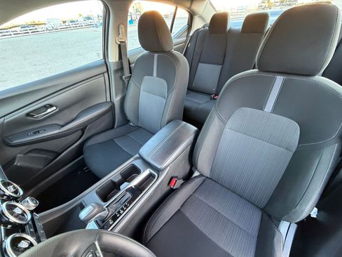 Used 2025 Nissan Sentra SV image 34