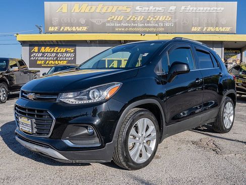 Used 2020 Chevrolet Trax Premier w/ LPO, Cargo Package image 9