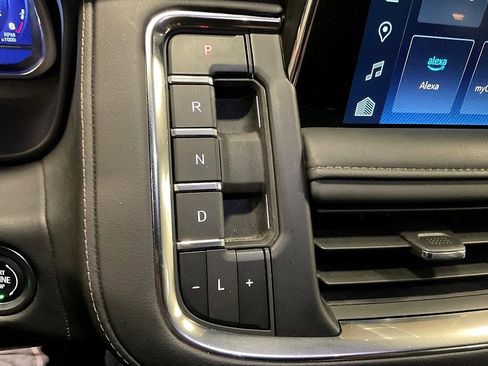 Used 2024 Chevrolet Tahoe High Country image 22