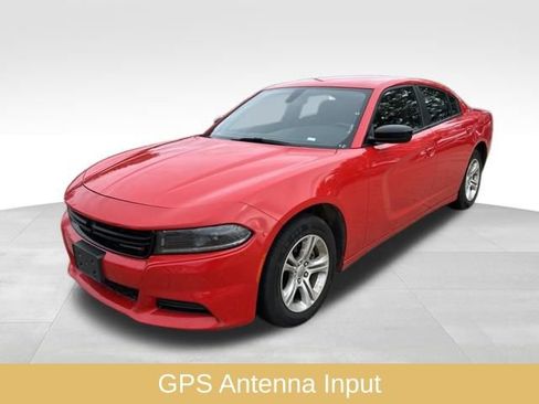 Used 2023 Dodge Charger SXT image 3