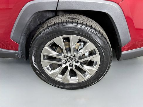 Certified 2021 Toyota RAV4 Limited AWD/4WD image 38
