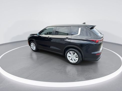New 2026 Mitsubishi Outlander ES FWD image 6