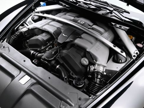 Used 2009 Aston Martin DB9 Coupe RWD image 38