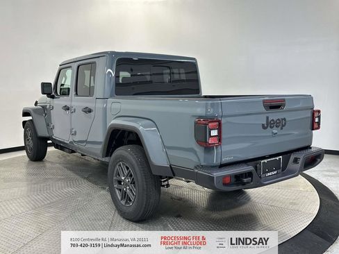 New 2026 Jeep Gladiator Sport image 6
