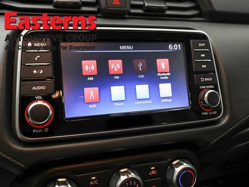 Used 2024 Nissan Versa S w/ Trunk Package FWD image 18