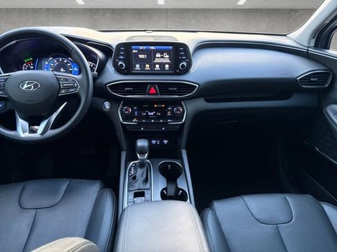 Used 2020 Hyundai Santa Fe SEL image 3