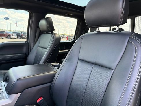 Used 2020 Ford F150 Lariat w/ Equipment Group 502A Luxury AWD/4WD image 29