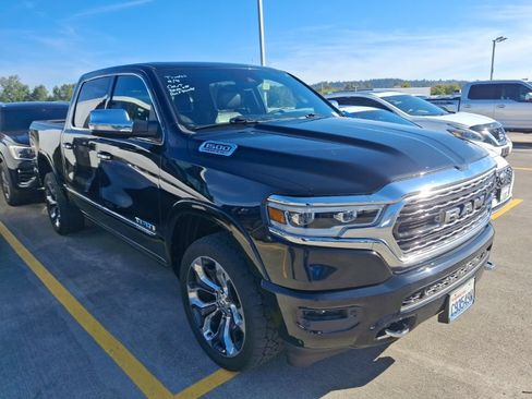 Used 2019 RAM 1500 Limited AWD/4WD image 2