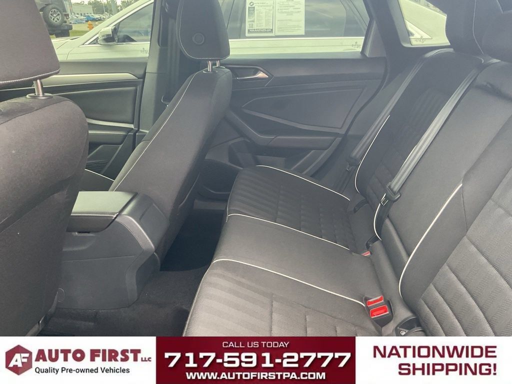 Used 2023 Volkswagen Jetta Sport FWD image 13