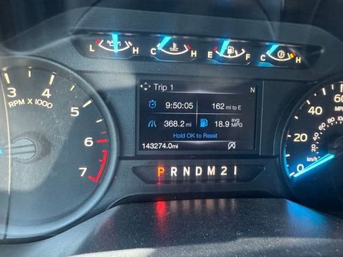 Used 2017 Ford F150 XL w/ Equipment Group 101A Mid AWD/4WD image 11