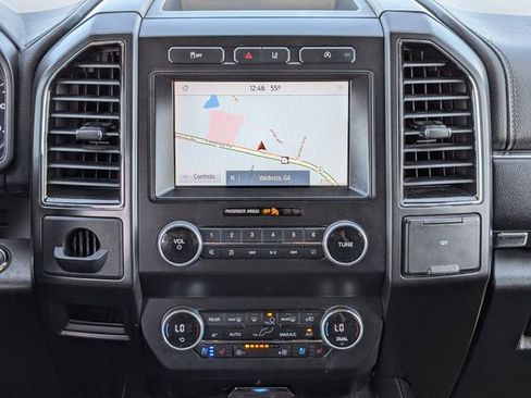 Used 2021 Ford Expedition Limited image 18