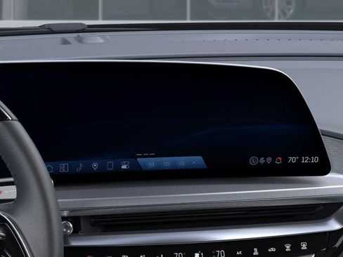 New 2026 Cadillac Lyriq Luxury w/ LPO, Floor Liner Package AWD/4WD image 20
