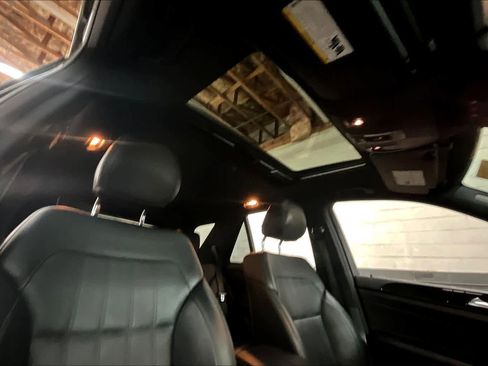 Used 2018 Mercedes-Benz GLE 350 image 25