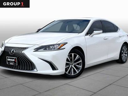 Used 2019 Lexus ES 350 w/ Accessory Package 2