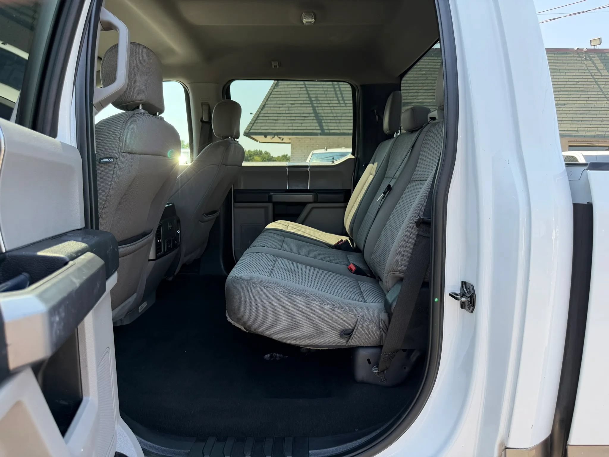 Used 2020 Ford F250 XLT w/ XLT Premium Package AWD/4WD image 16