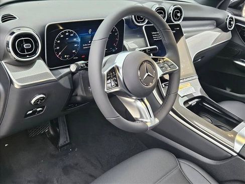 New 2026 Mercedes-Benz GLC 300 image 3