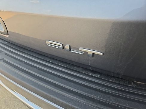 Used 2021 GMC Yukon SLT w/ SLT Premium Package AWD/4WD image 23