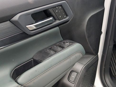 New 2026 GMC Terrain AT4 w/ Convenience Package III image 15