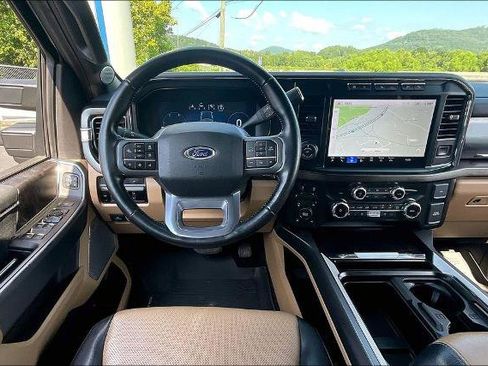 Certified 2023 Ford F250 Lariat w/ Lariat Ultimate Package AWD/4WD image 5
