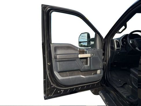 Used 2022 Ford F350 Lariat w/ Lariat Ultimate Package AWD/4WD image 22