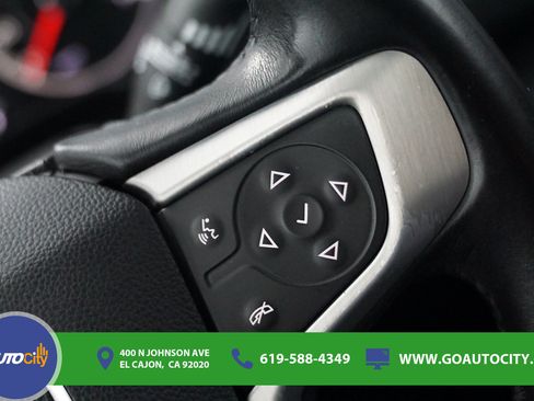 Used 2018 GMC Terrain SLE w/ Driver Convenience Package FWD image 21